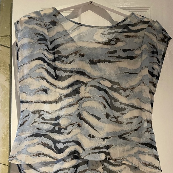 Final Touch Blue zebra print semi-sheer blouse - Picture 4 of 11